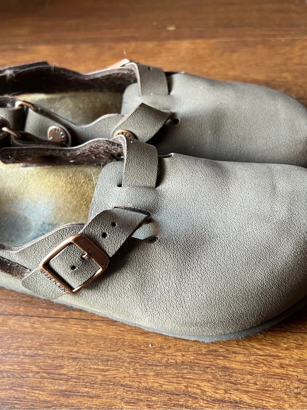 BIRKENSTOCK Sandals Kids Size 32 Brown Mocha Kay Clogs